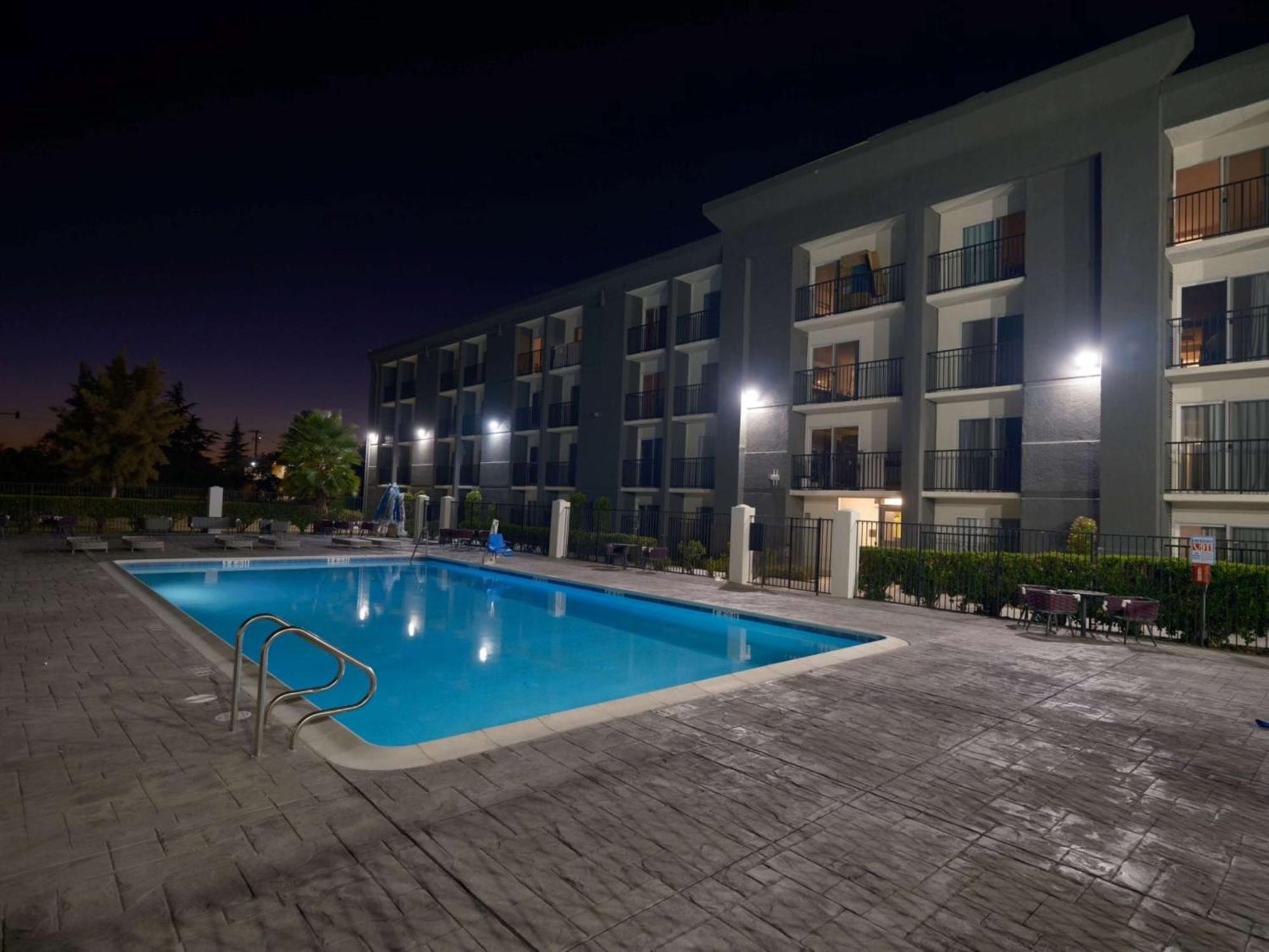 Doubletree By Hilton Livermore, Ca Exterior foto